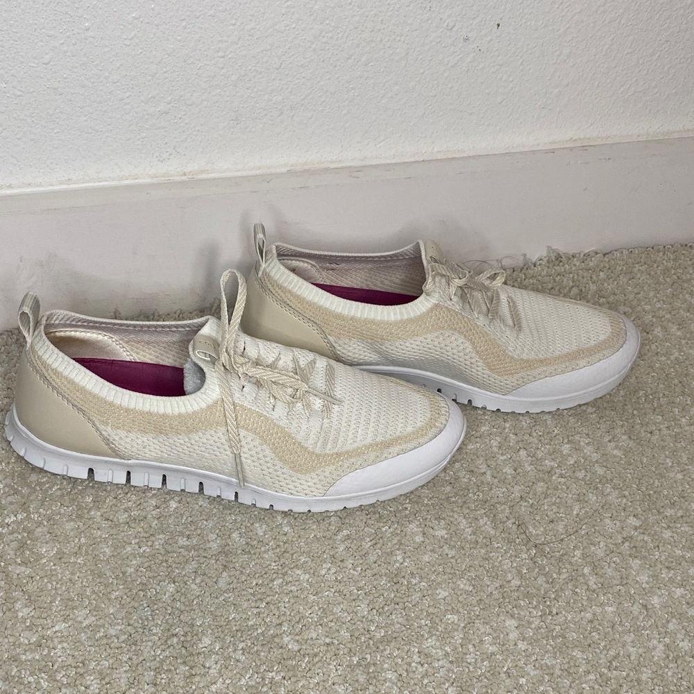 Cole Haan Women's Cream and White Sneakers Size 7B - Picture 2 of 14